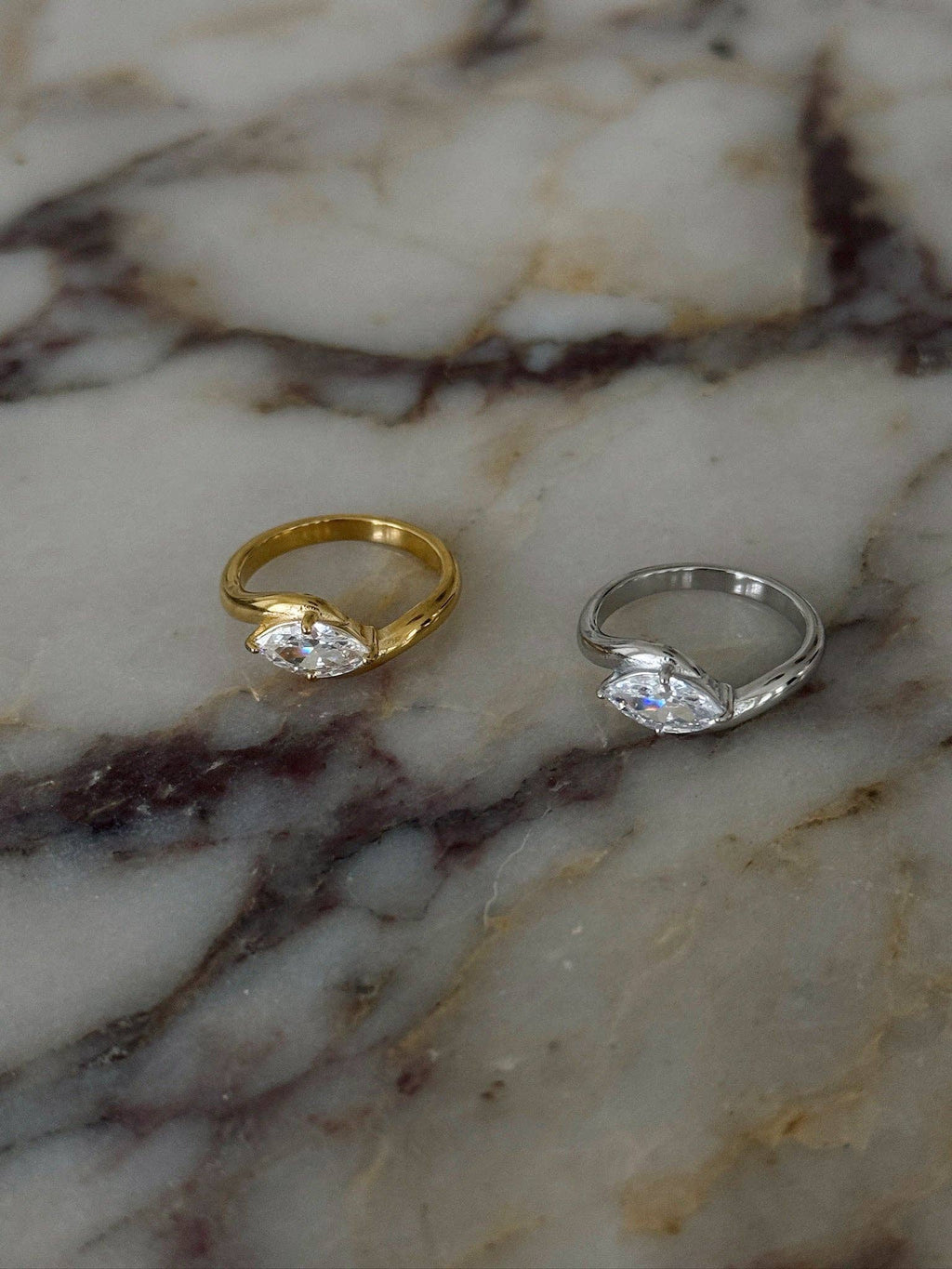 VIVIENNE RING