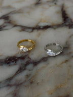 VIVIENNE RING