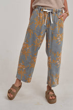 MID RISE FLORAL DENIM JEANS