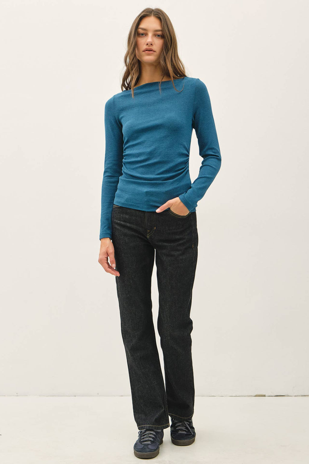 RIBBED BOAT NECK TOP