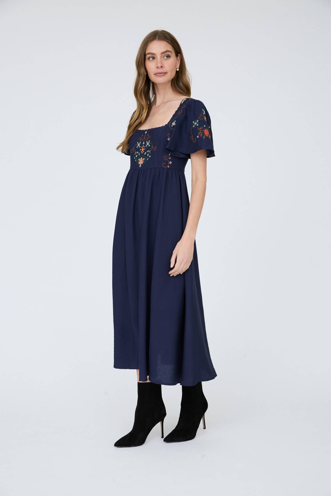 EMBROIDERY BELL SLV MIDI DRESS