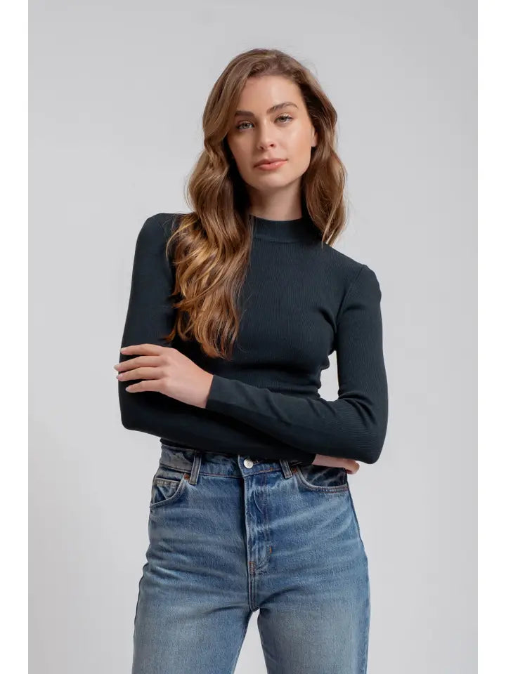MOCK NECK LS TOP