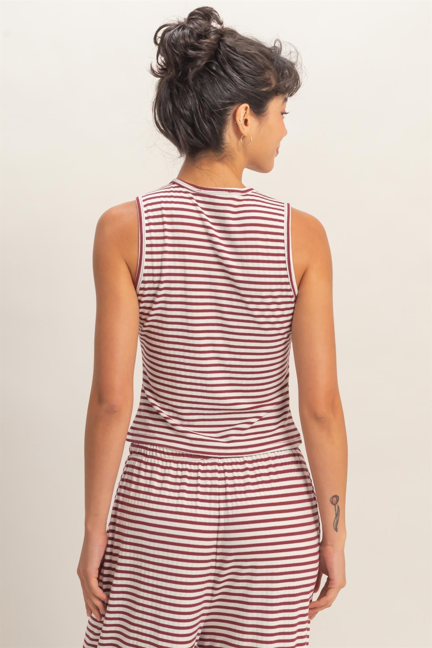 Striped Button-front Crew Neck Sleeveless Top-Dark Red