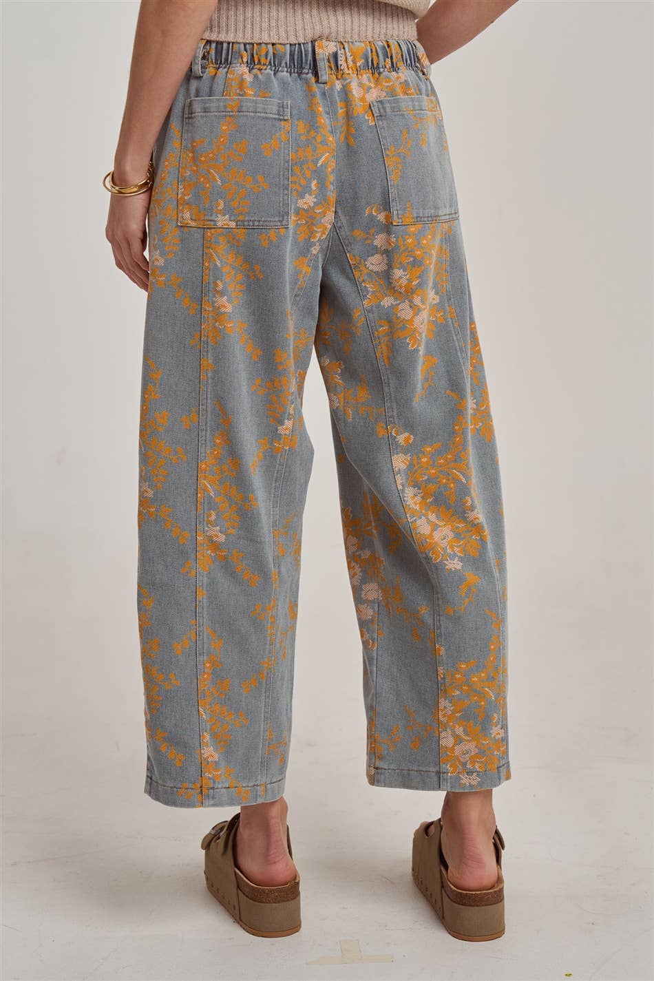 MID RISE FLORAL DENIM JEANS