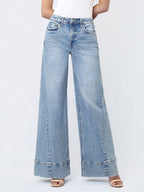 HR BUCKLE WIDE JEANS