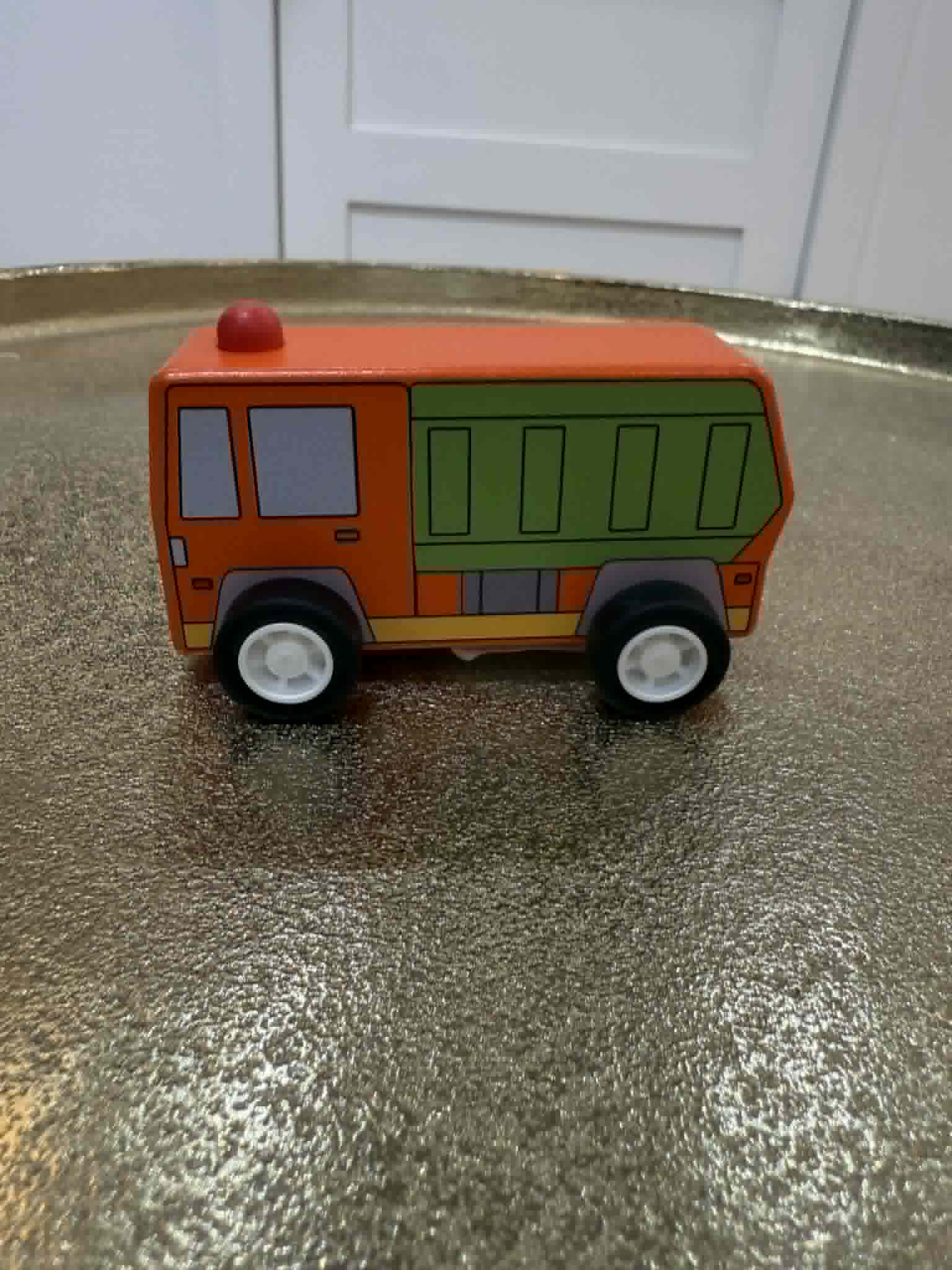 pullbckcar
