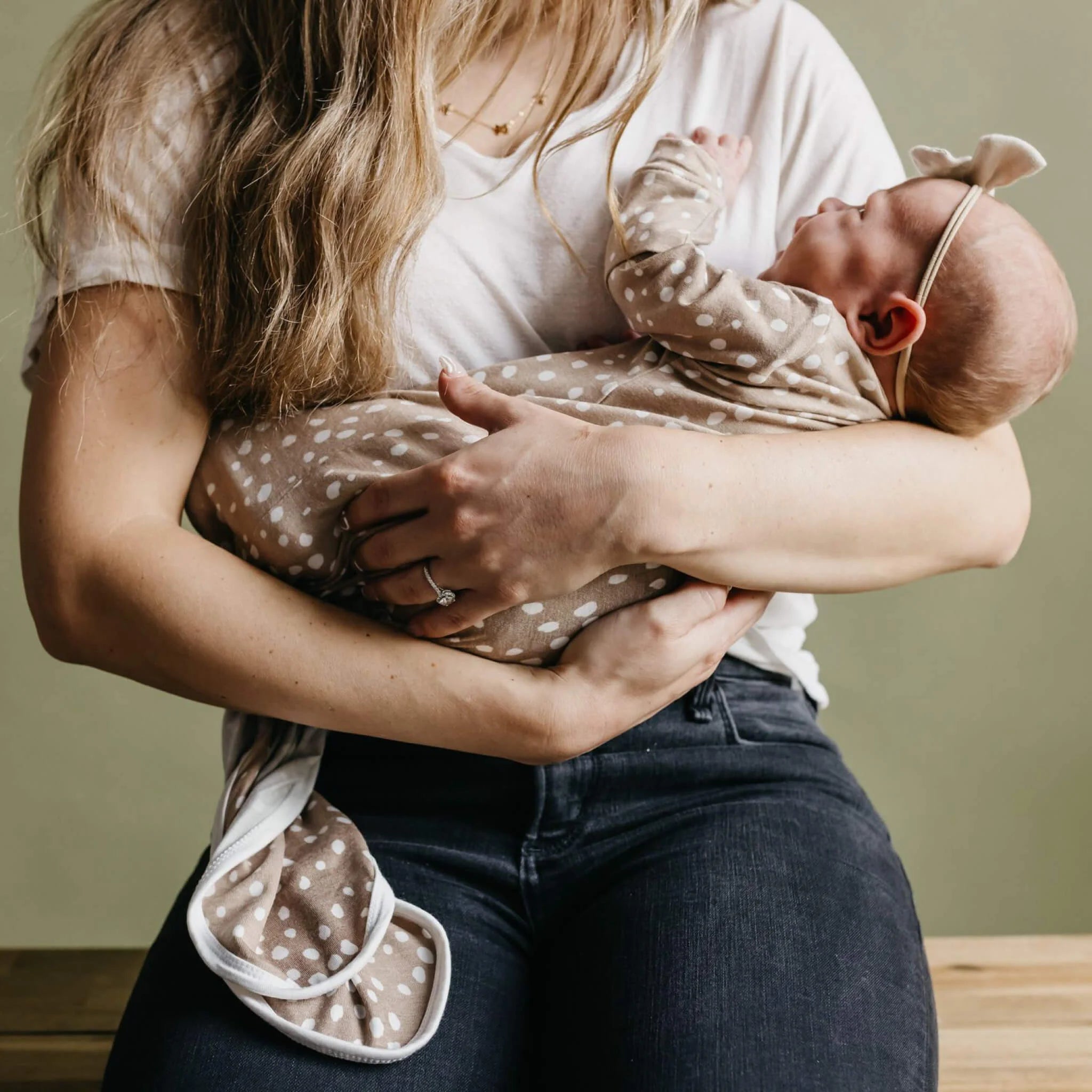 Fawn Newborn Knotted Gown