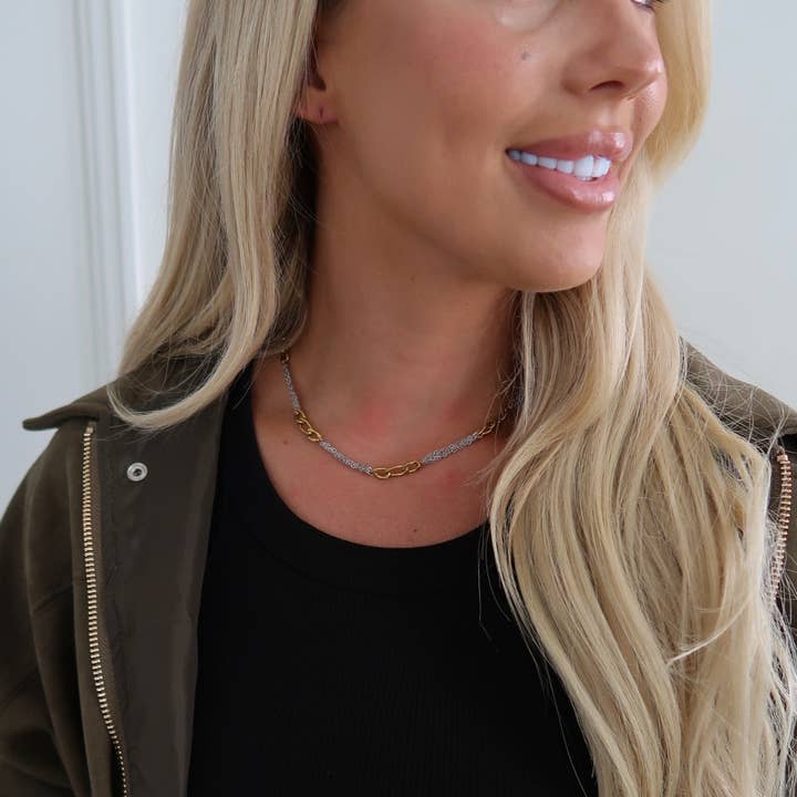 TWO TONED GRACE NECKLACE