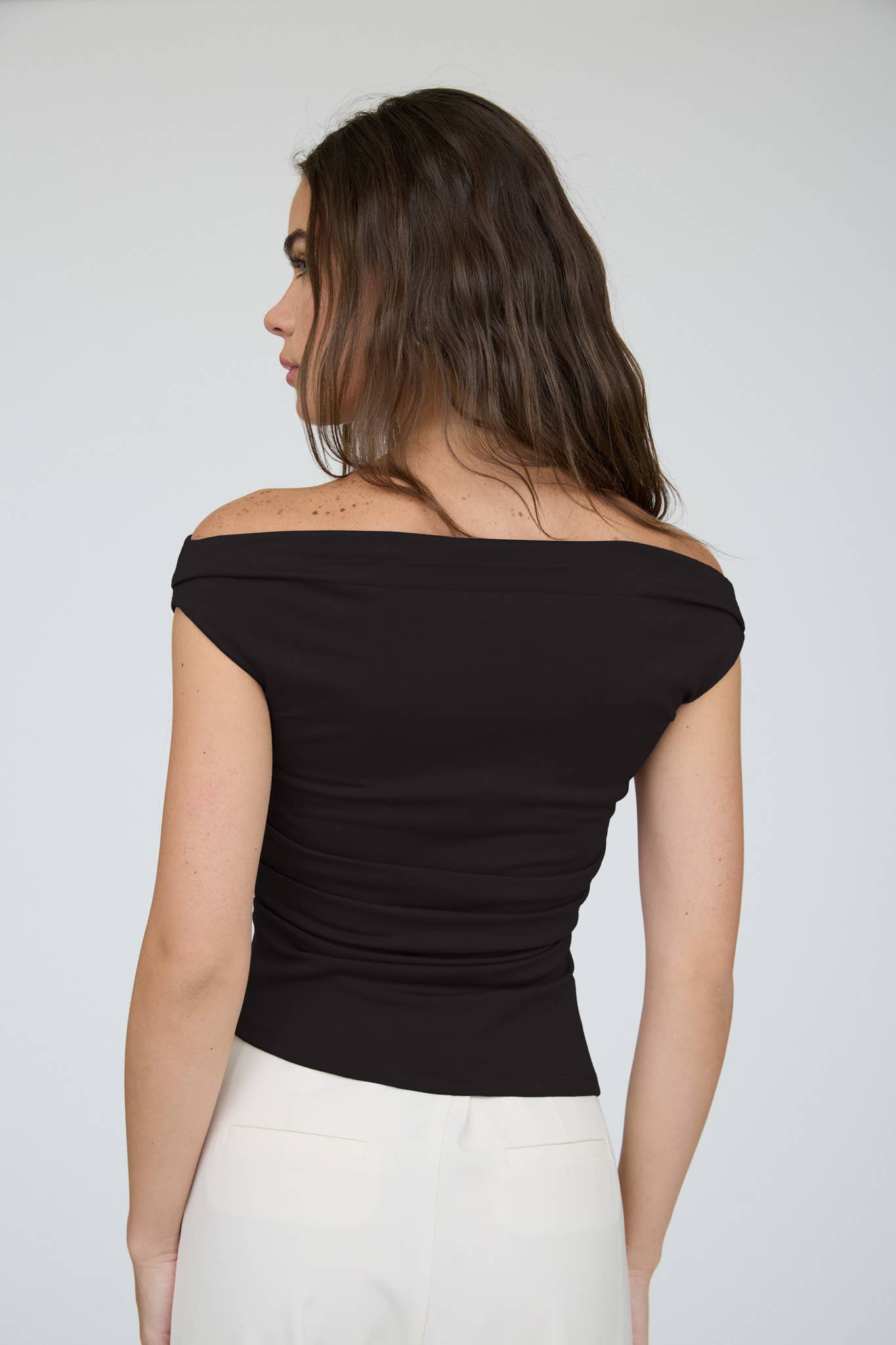OFF SHOULDER RUCHED TOP