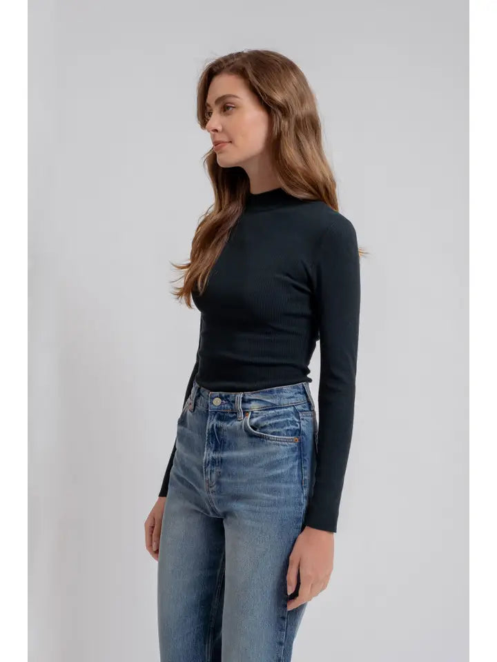 MOCK NECK LS TOP