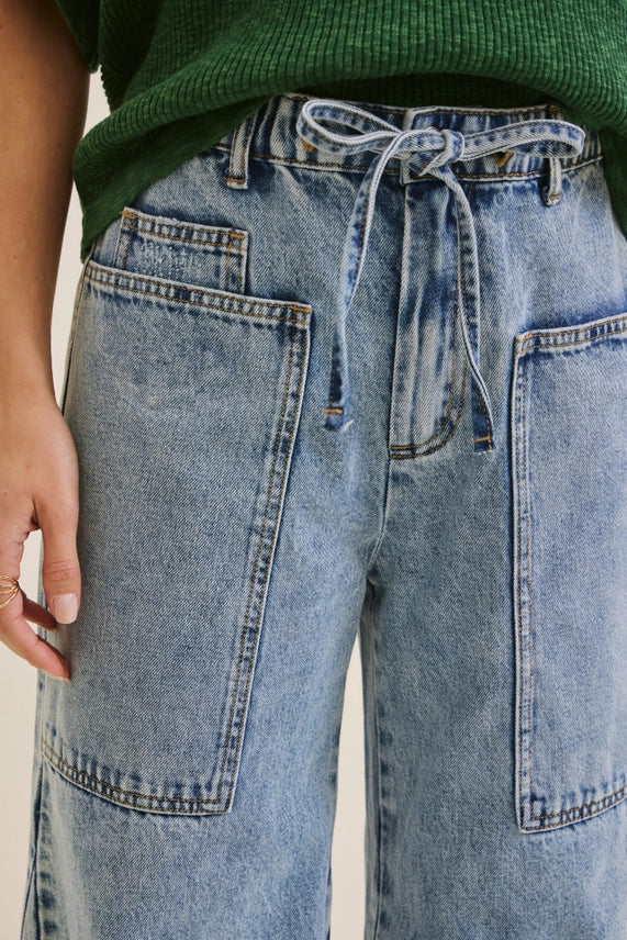 Relaxed Wide Jeans