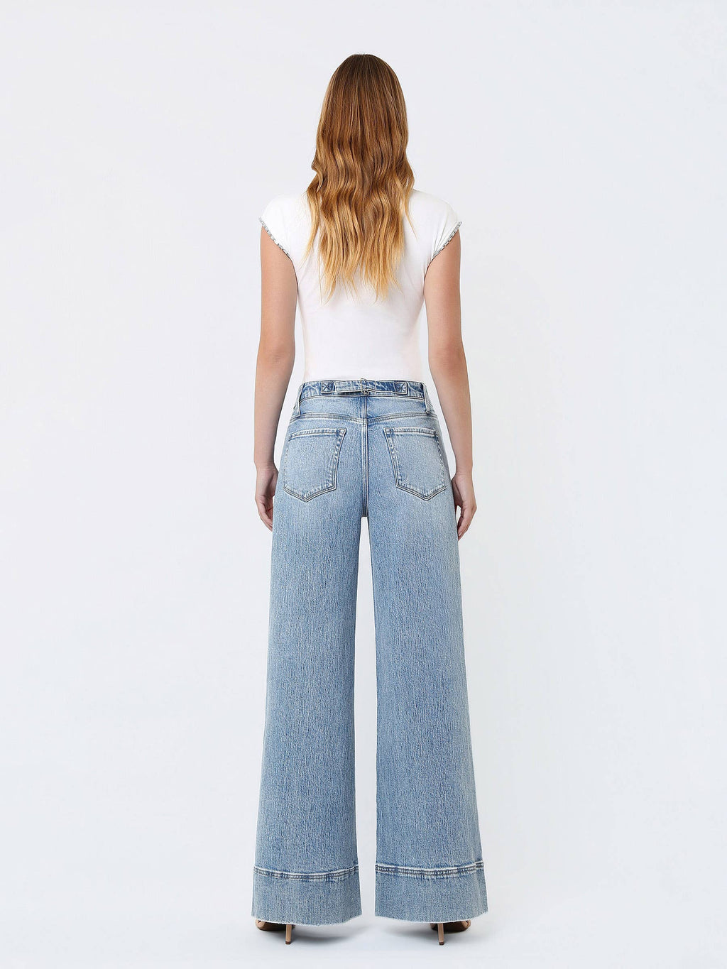 HR BUCKLE WIDE JEANS
